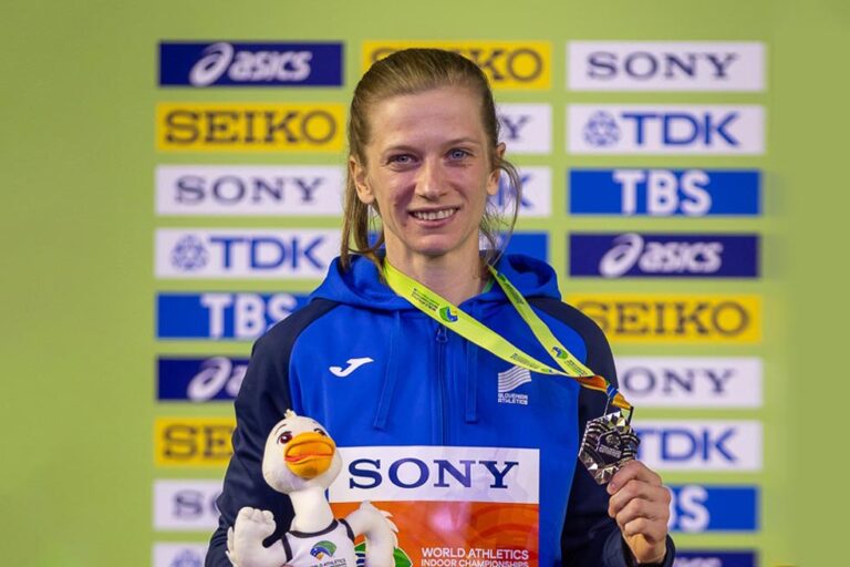 Tina Šutej osvojila srebro na svetovnem dvoranskem prvenstvu